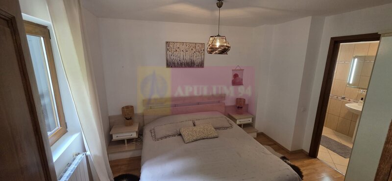 Apartament cu 2 camere de vanzare in Sinaia